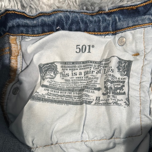 Levi's CAPRI Blue Denim Jeans with Signature Patch - Picture 8 of 12